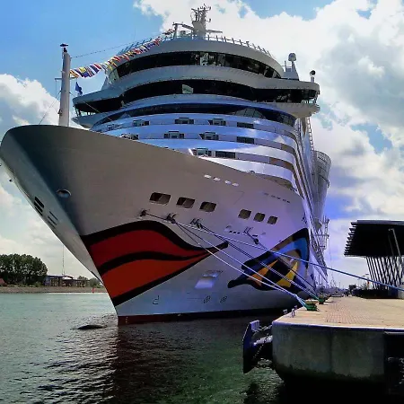 Wald & Meer/oberdeck דירה *